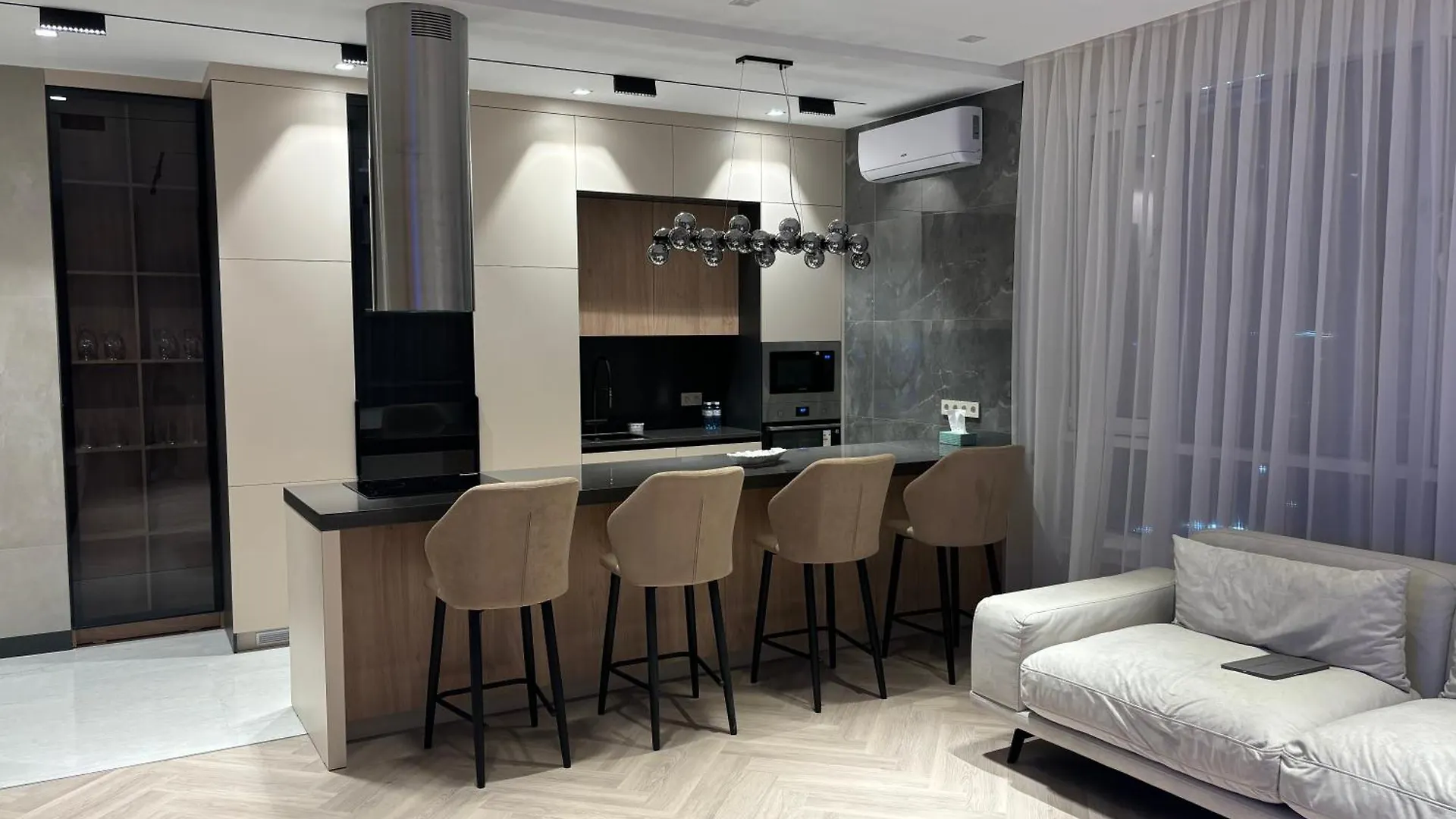 Metropole Lux Apartment Almaty