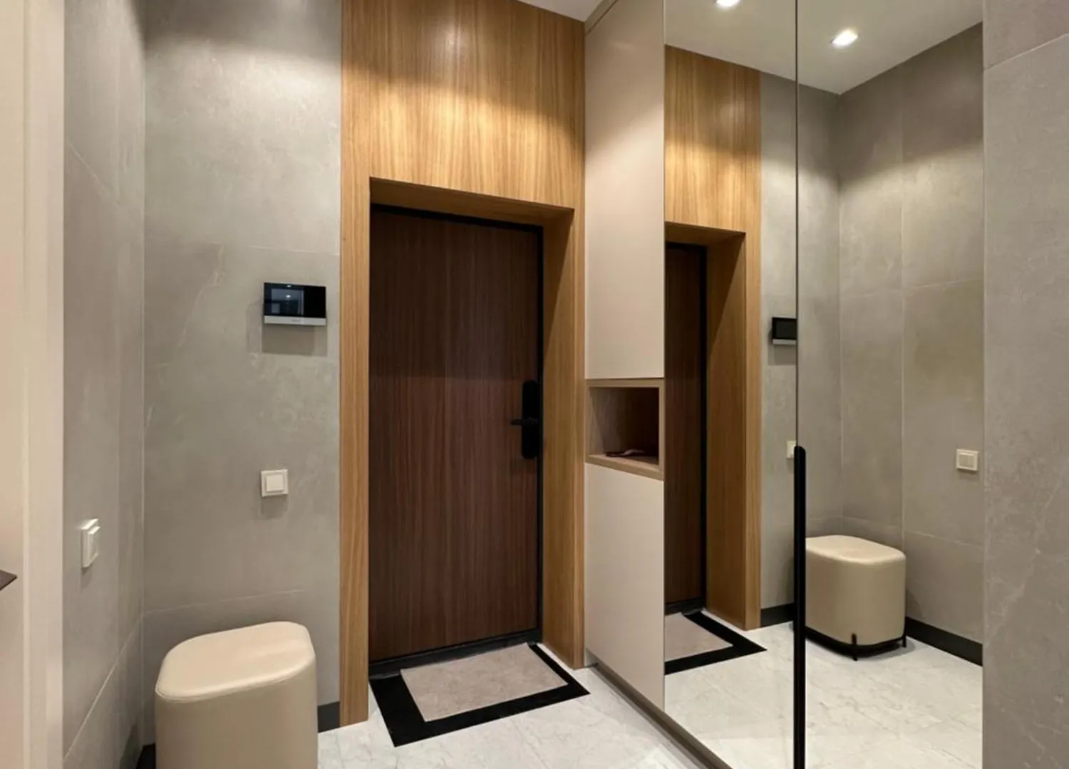 Metropole Lux Apartment Almaty 0*,