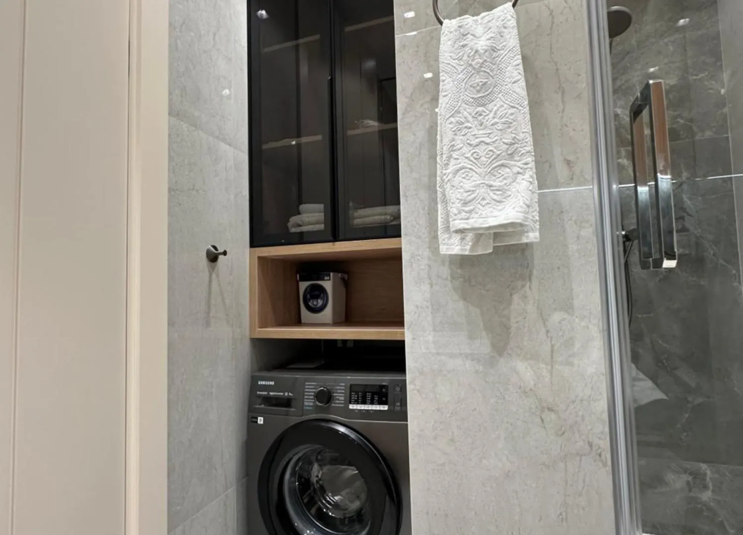 Metropole Lux Apartment Almaty